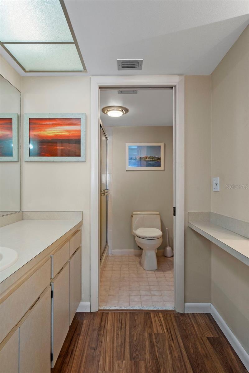 Image 41 of 49 For 8211 Brent Street 844