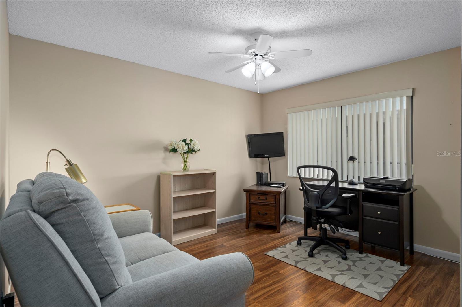 Image 44 of 49 For 8211 Brent Street 844