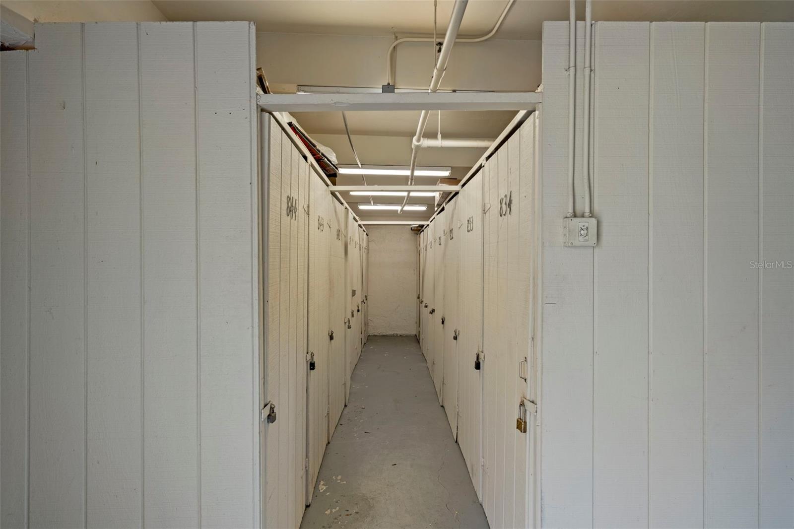 Image 47 of 49 For 8211 Brent Street 844