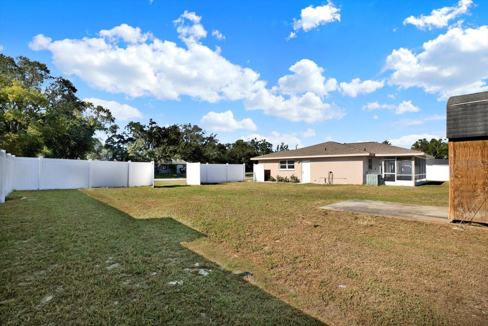 Image 23 of 31 For 9115 Patio Court