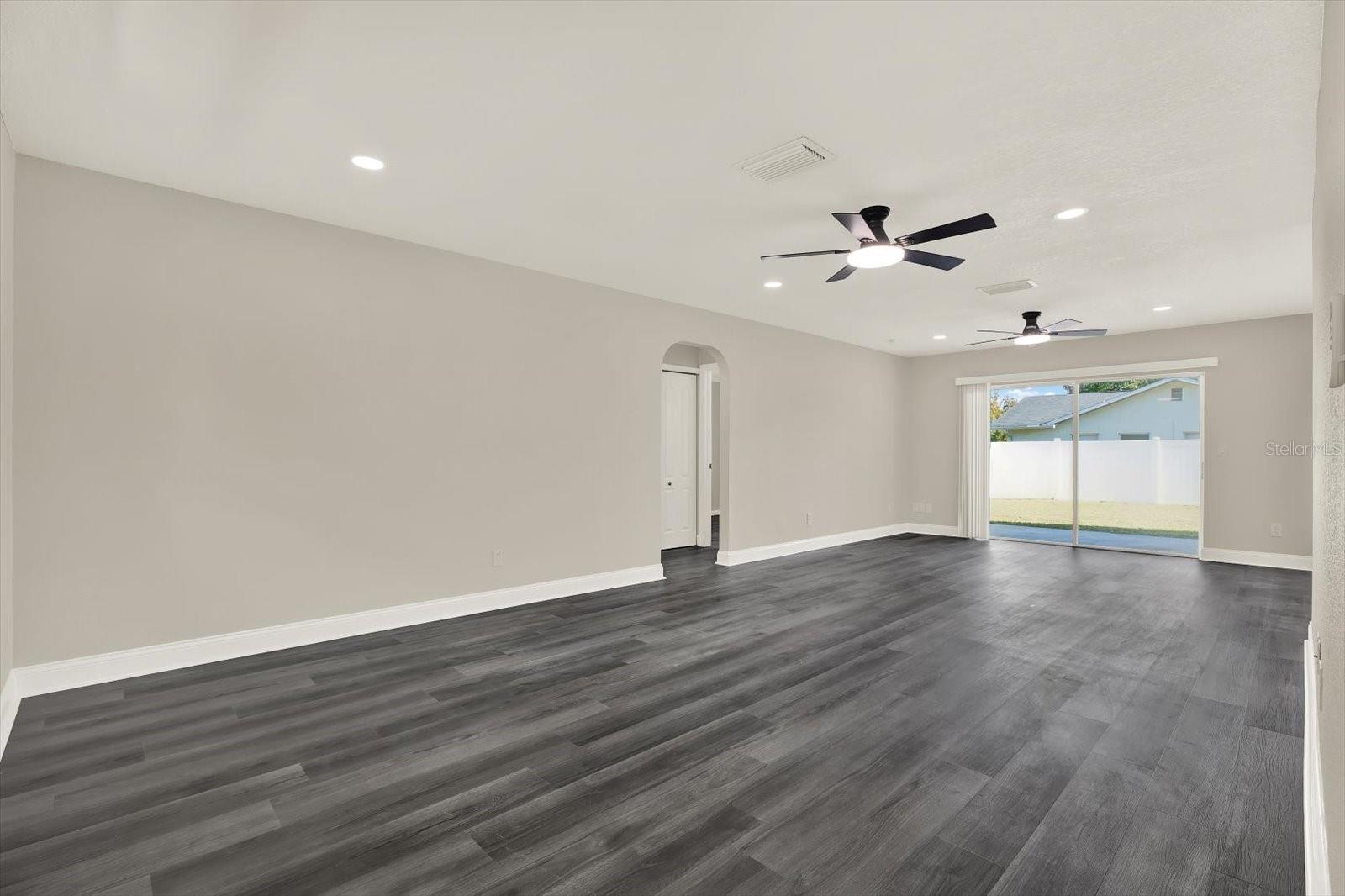 Image 4 of 31 For 9115 Patio Court