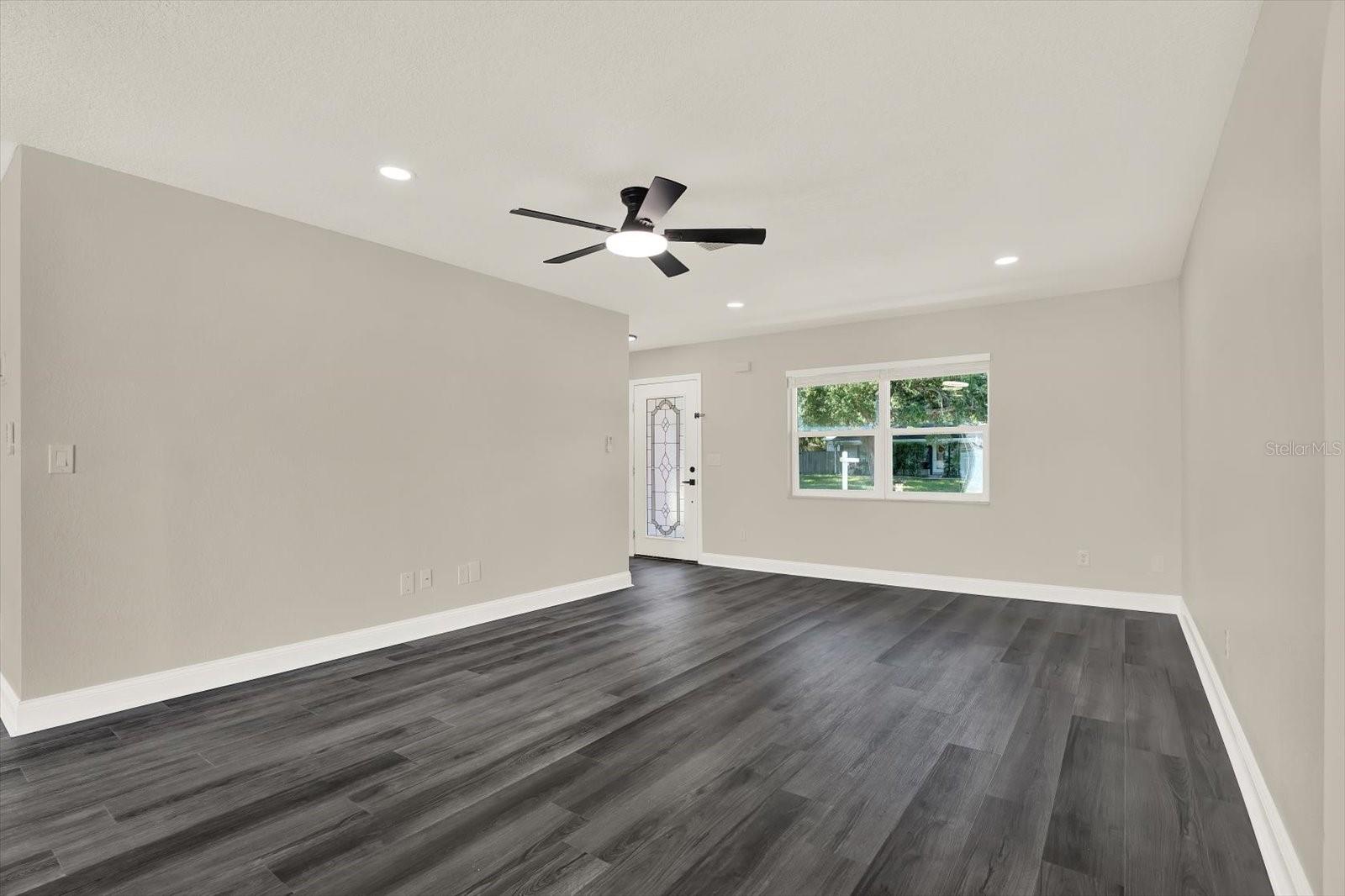 Image 6 of 31 For 9115 Patio Court