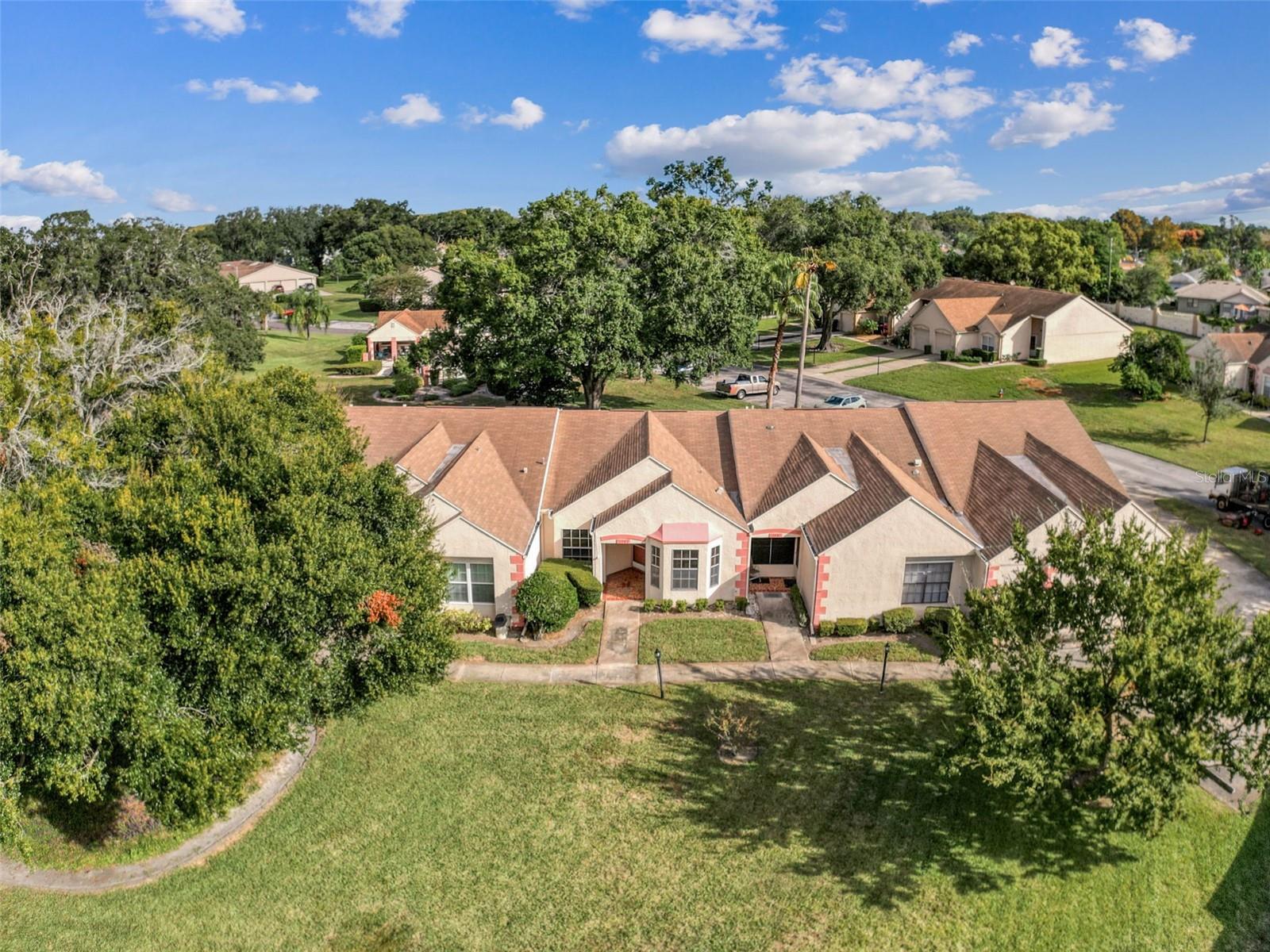 Image 14 of 74 For 11403 Versailles Lane E