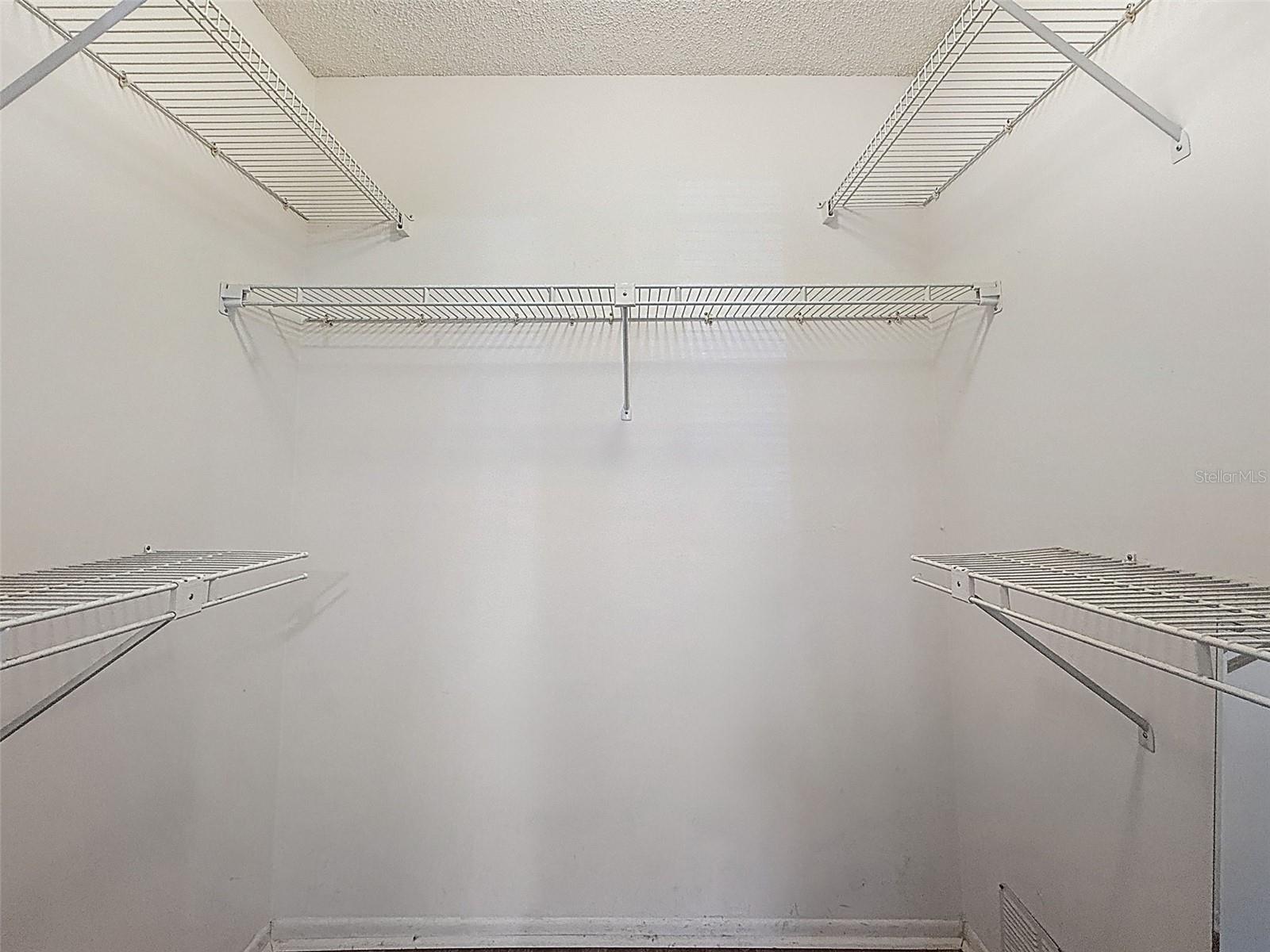 Image 24 of 74 For 11403 Versailles Lane E