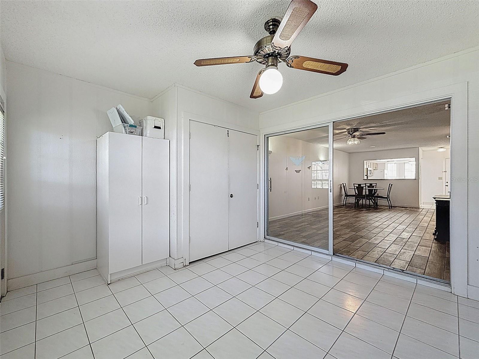 Image 40 of 74 For 11403 Versailles Lane E