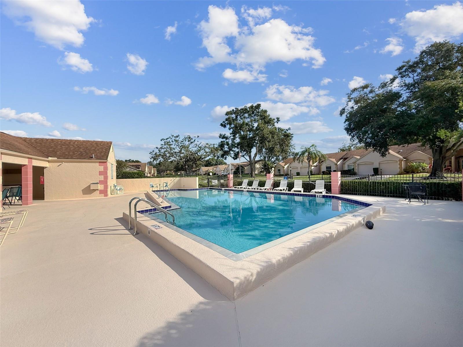 Image 54 of 74 For 11403 Versailles Lane E