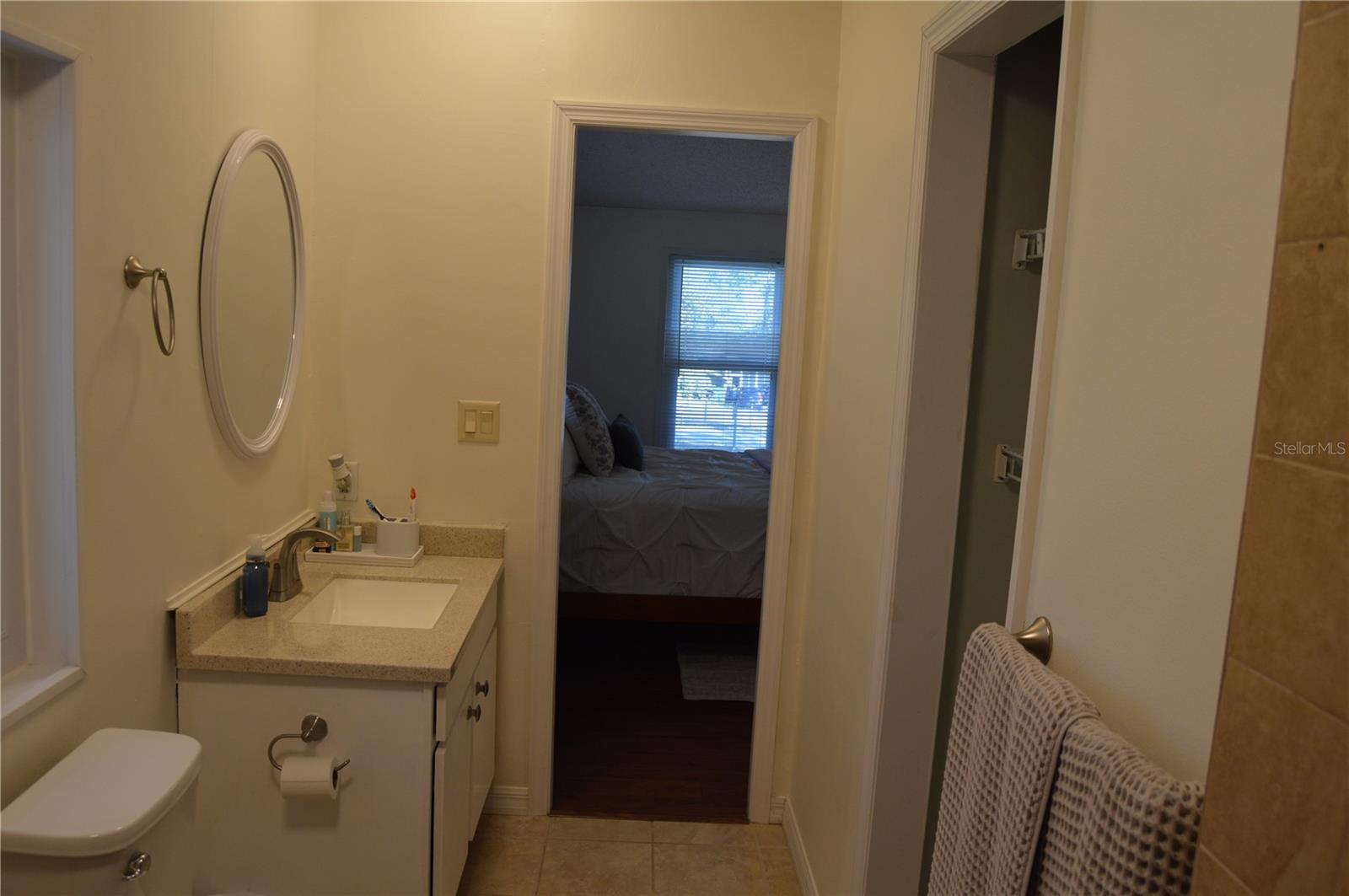 Image 23 of 49 For 14258 Highgrove Road