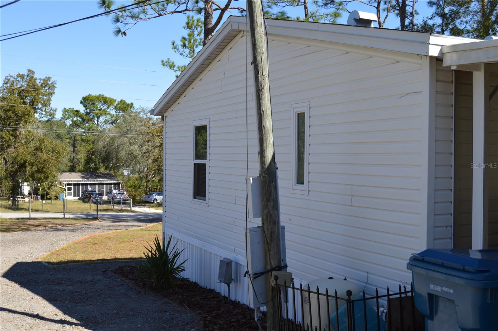 Image 6 of 49 For 14258 Highgrove Road