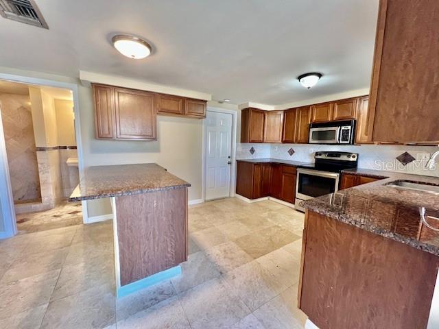 Image 16 of 50 For 3717 Cedarwood Drive