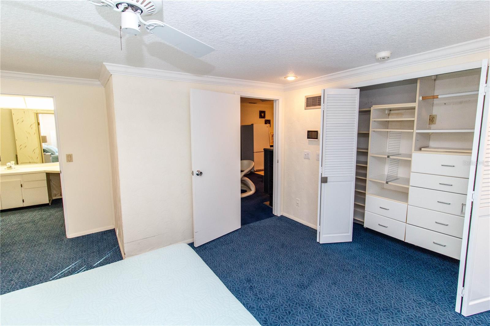 Image 20 of 37 For 5918 Grey Street