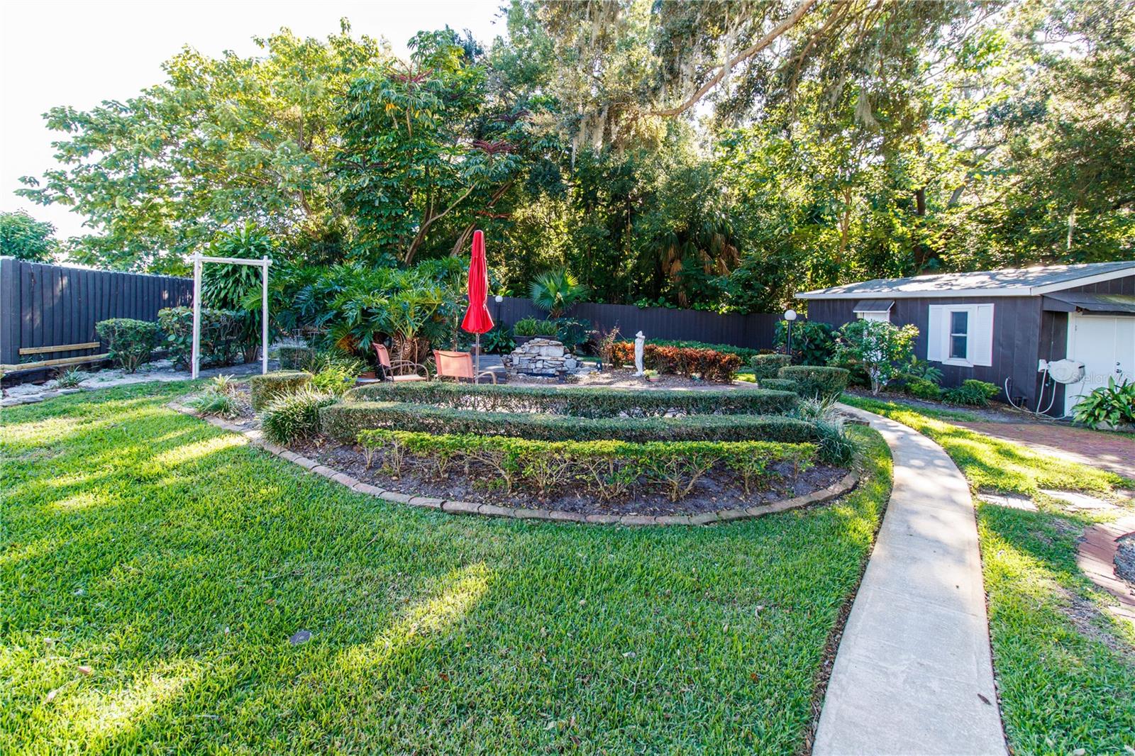 Image 28 of 37 For 5918 Grey Street