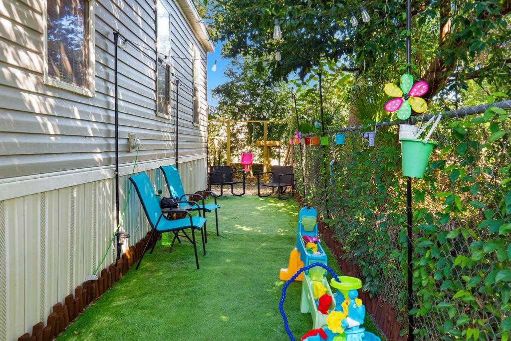 Image 9 of 39 For 5819 Sunshine Park Drive