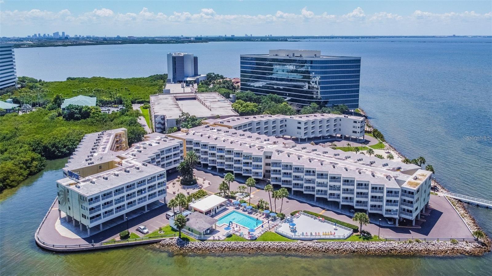 Image 13 of 13 For 2506 Rocky Point Drive 305