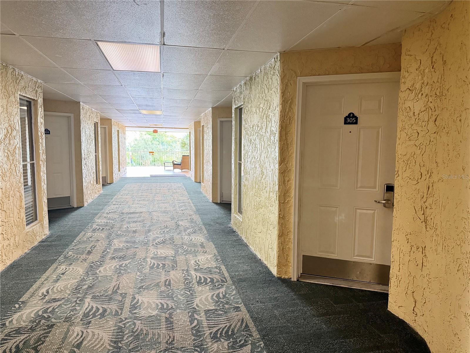 Image 5 of 13 For 2506 Rocky Point Drive 305