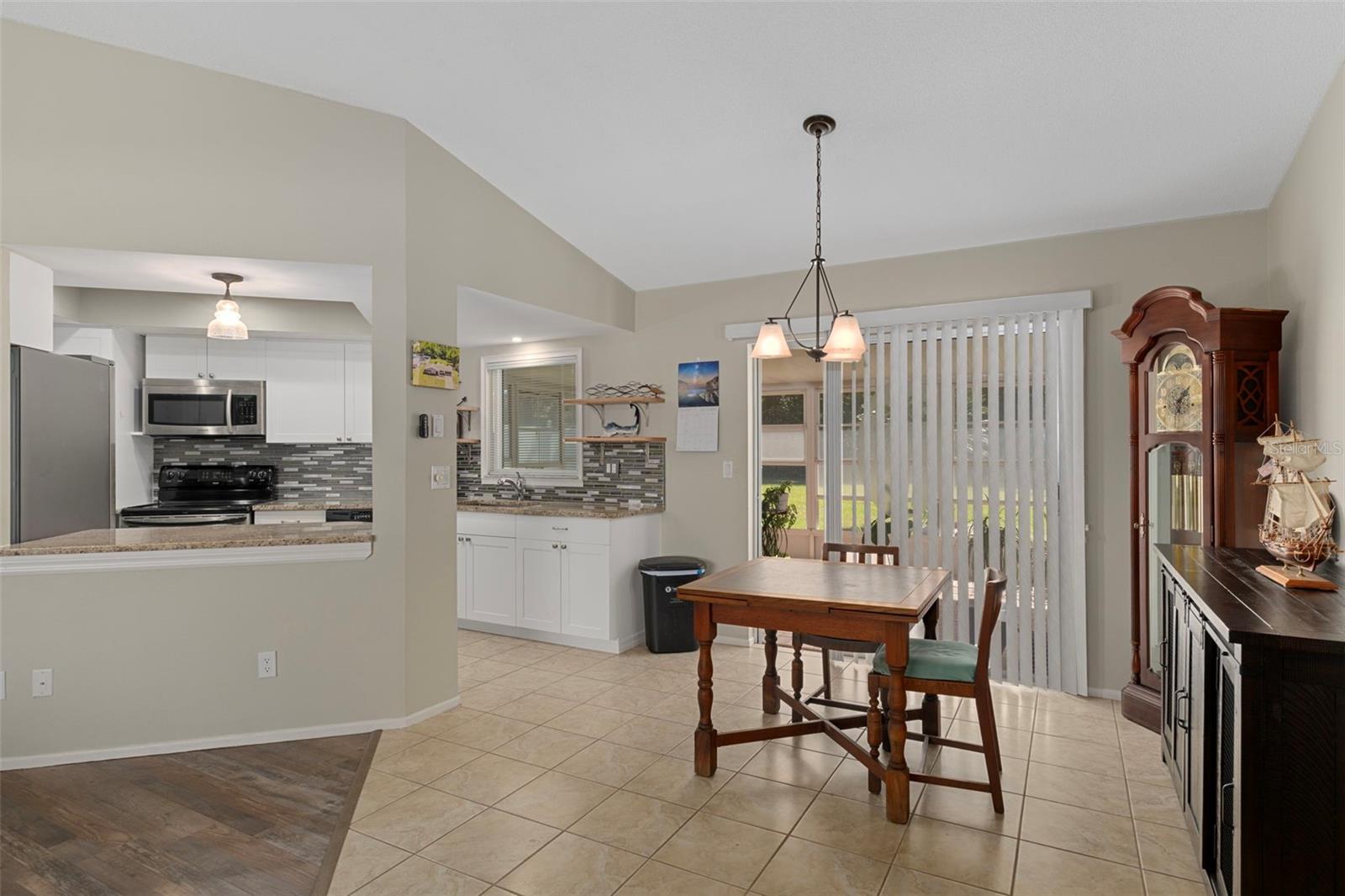 Image 10 of 35 For 10464 Mayflower Road