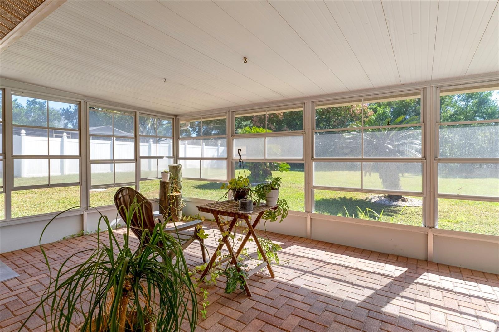 Image 28 of 35 For 10464 Mayflower Road