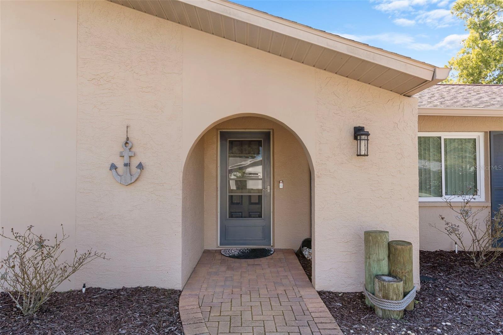 Image 4 of 35 For 10464 Mayflower Road