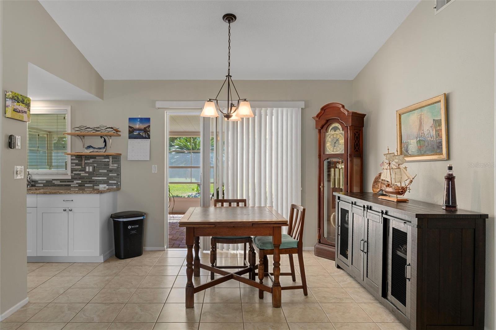 Image 9 of 35 For 10464 Mayflower Road