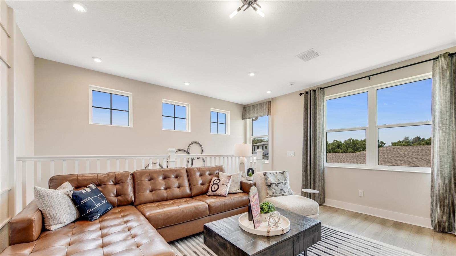 Image 7 of 30 For 1304 Club Cresswind Way