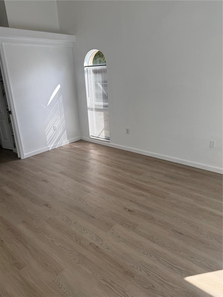 Image 16 of 37 For 1366 Aladdin Road