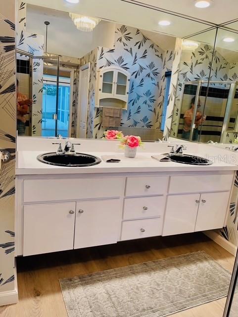 Image 23 of 37 For 1366 Aladdin Road