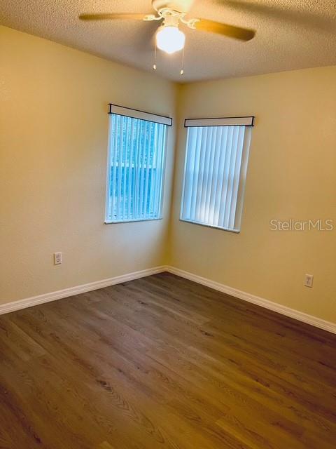 Image 31 of 37 For 1366 Aladdin Road