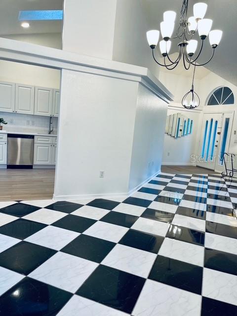 Image 8 of 37 For 1366 Aladdin Road