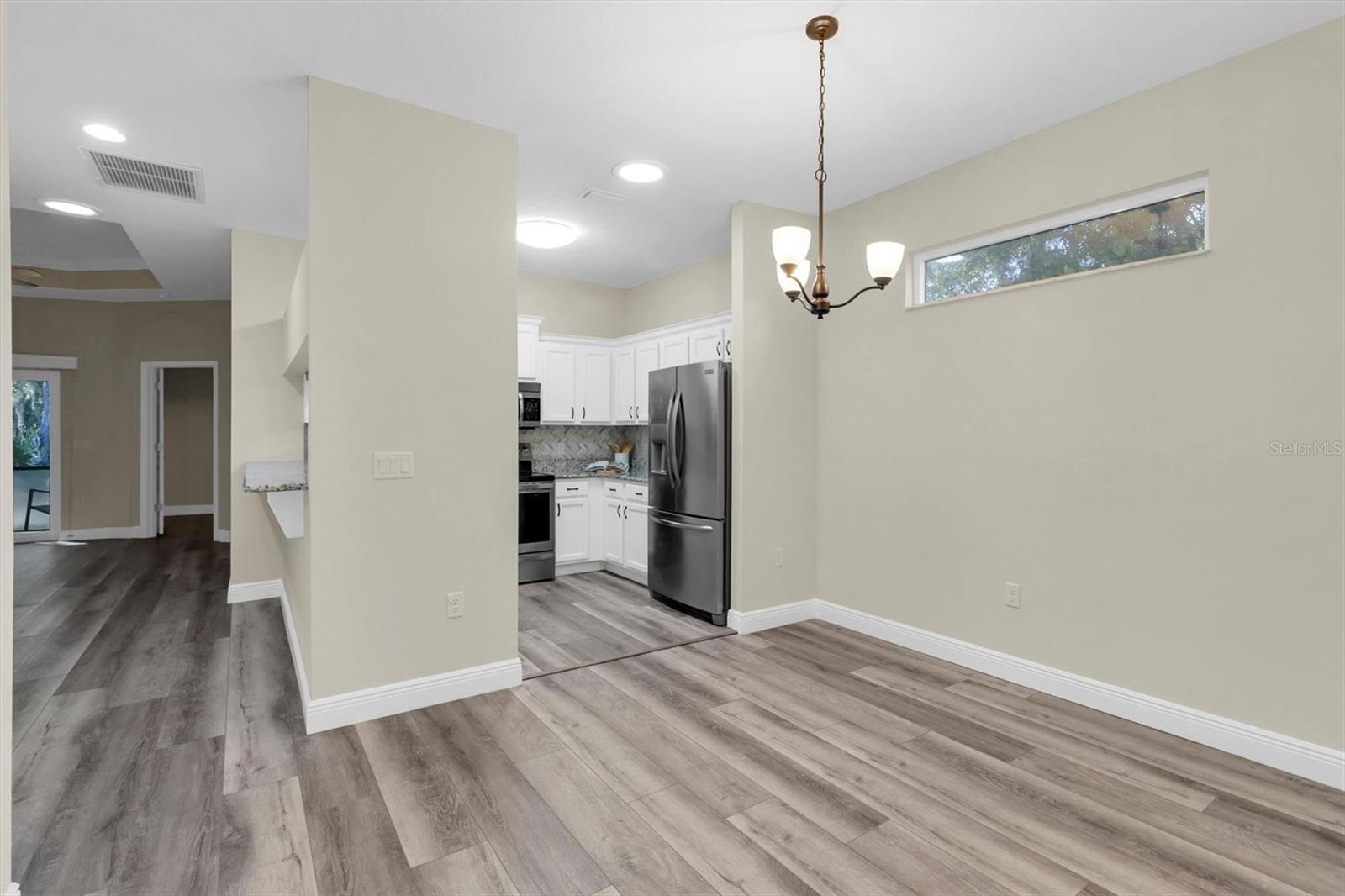 Image 24 of 29 For 7715 Dawson Creek Lane