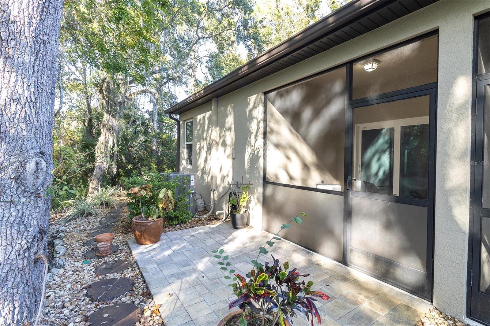 Image 26 of 29 For 7715 Dawson Creek Lane