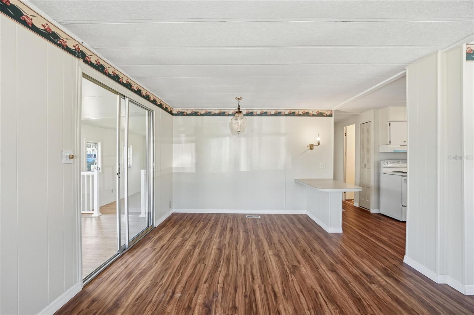 Image 8 of 51 For 9293 Highpoint Boulevard