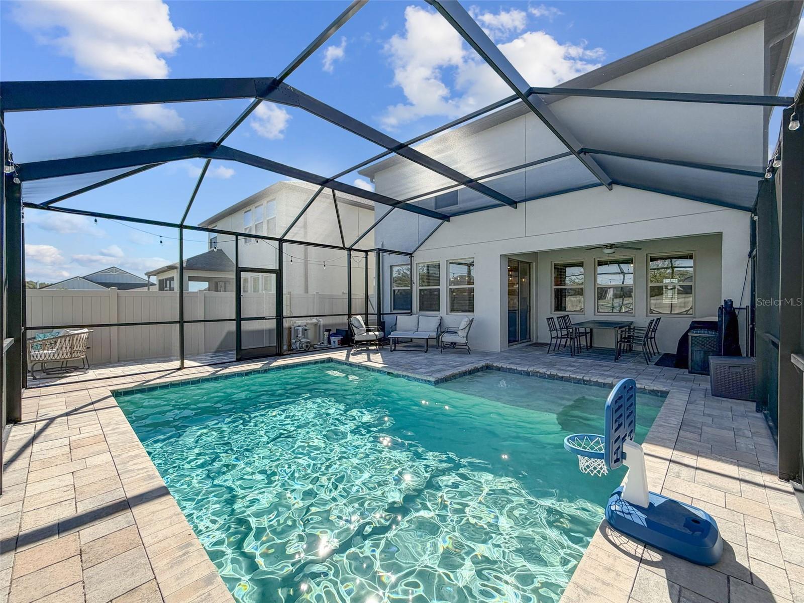 Image 2 of 75 For 8124 Olympic Stone Circle