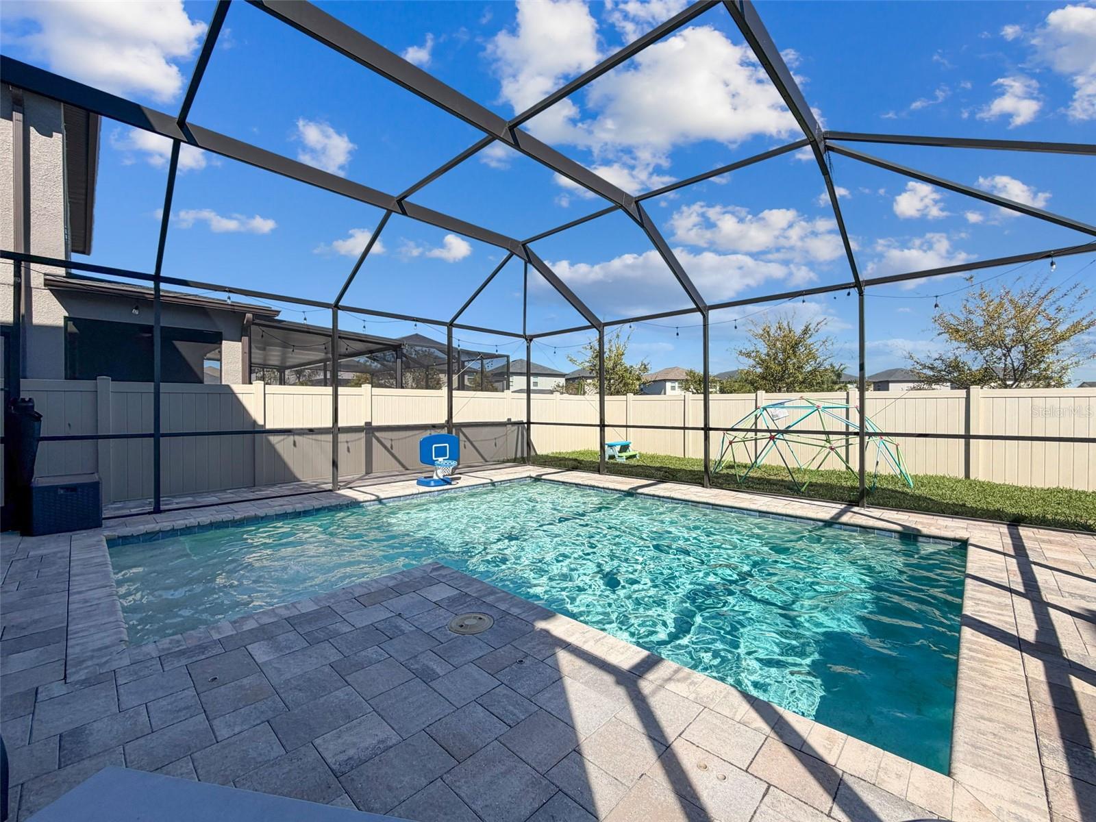 Image 31 of 75 For 8124 Olympic Stone Circle