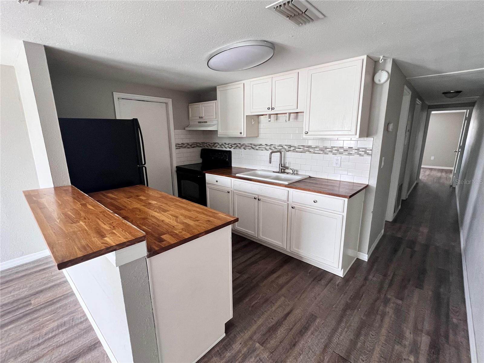 Image 2 of 9 For 5650 Golden Nugget Drive