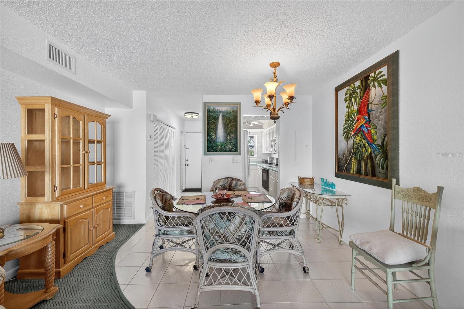 Image 10 of 66 For 4939 Floramar Terrace 302