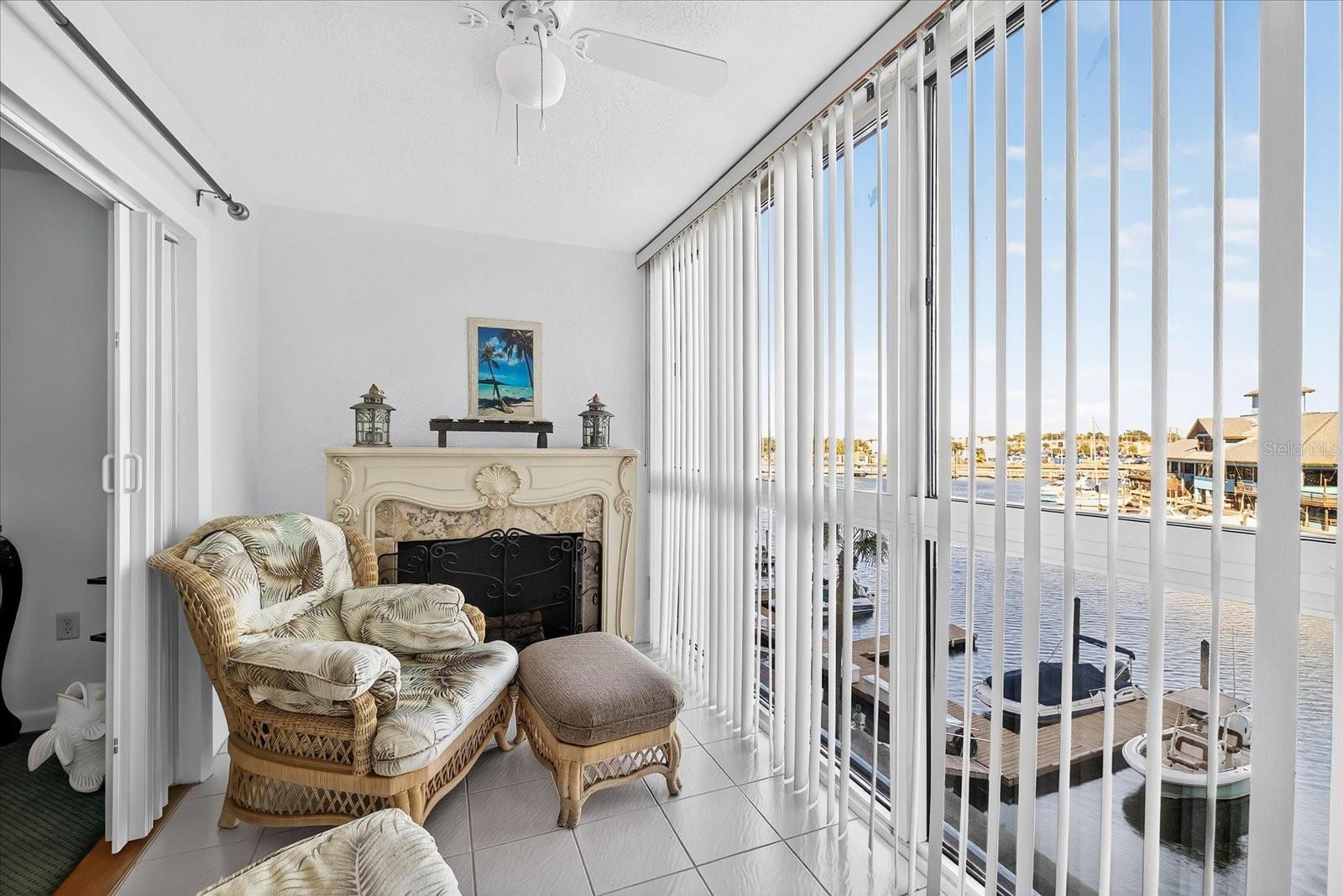 Image 14 of 66 For 4939 Floramar Terrace 302