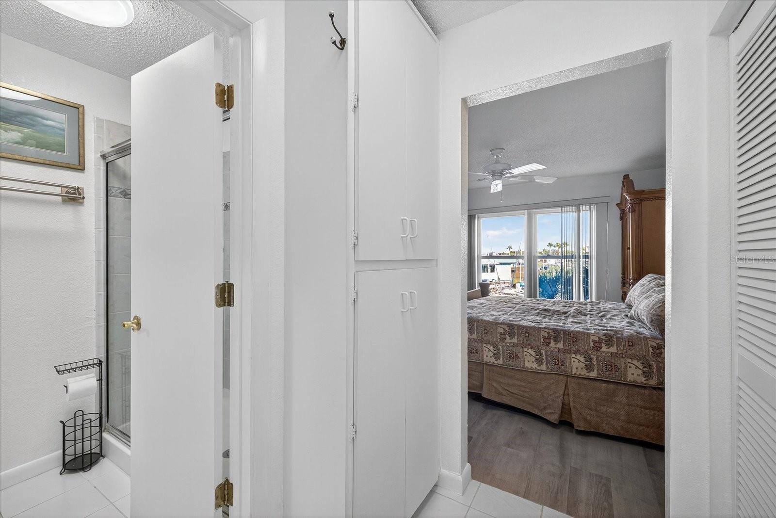 Image 20 of 66 For 4939 Floramar Terrace 302