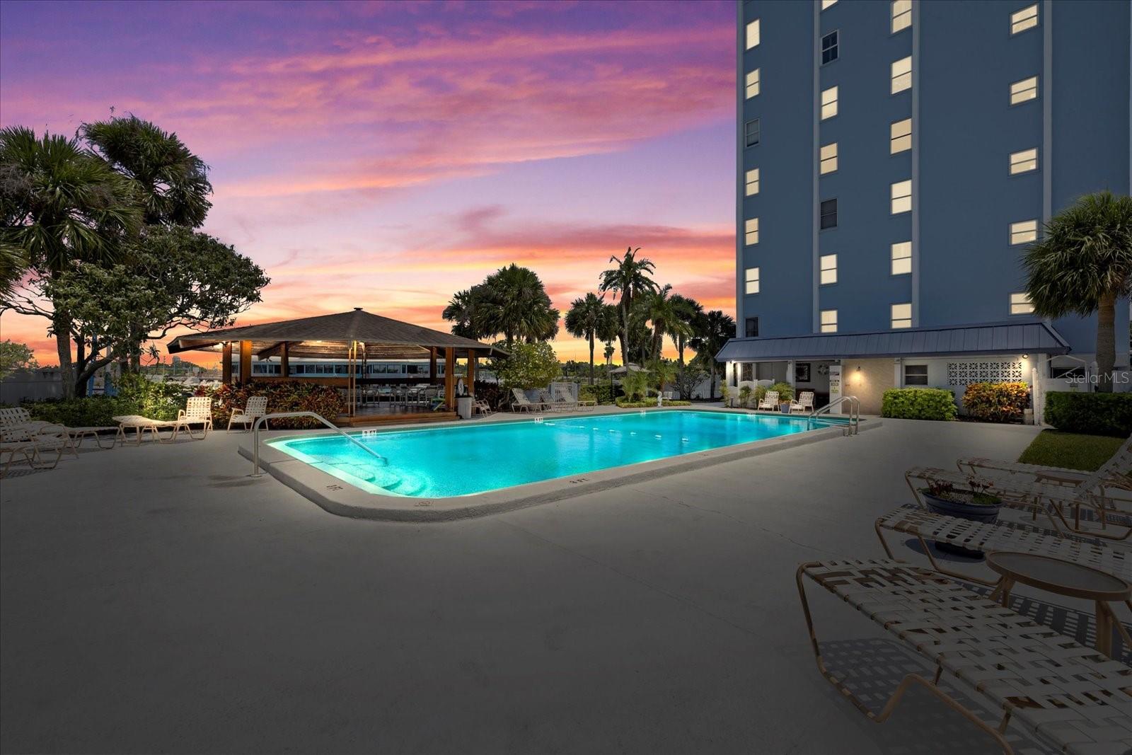 Image 29 of 66 For 4939 Floramar Terrace 302