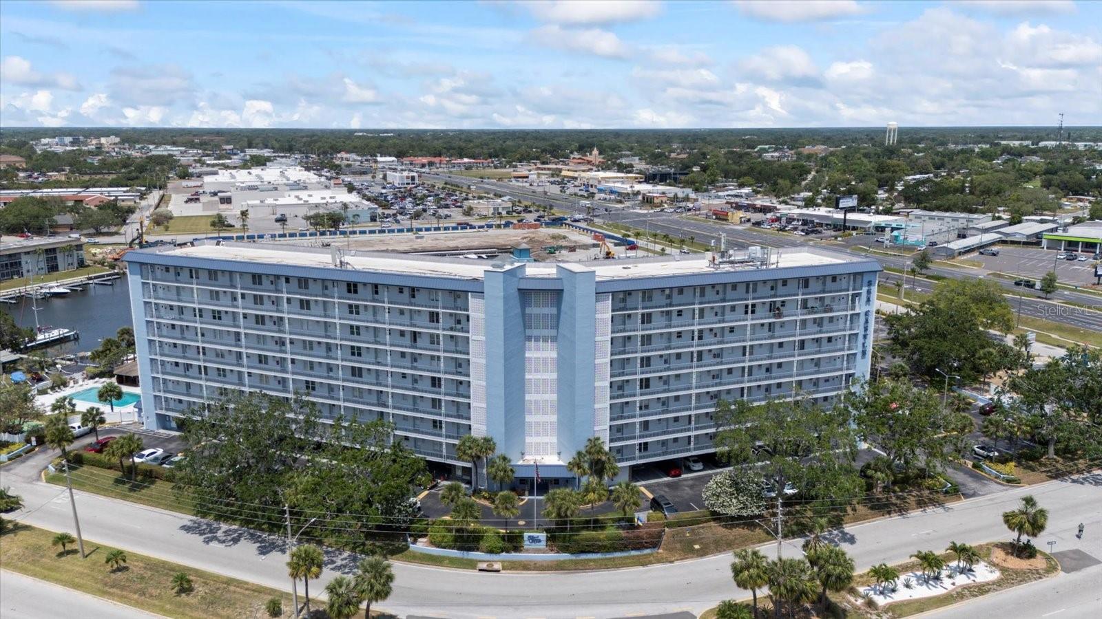 Image 33 of 66 For 4939 Floramar Terrace 302