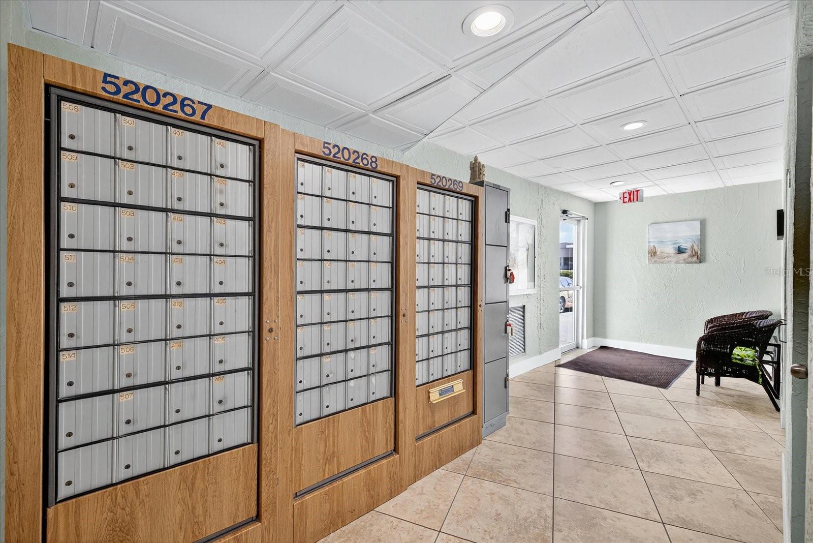 Image 35 of 66 For 4939 Floramar Terrace 302