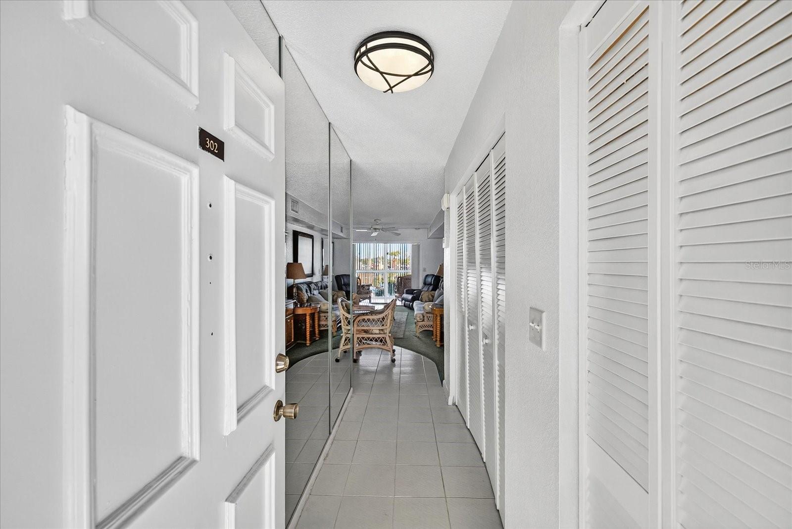 Image 4 of 66 For 4939 Floramar Terrace 302