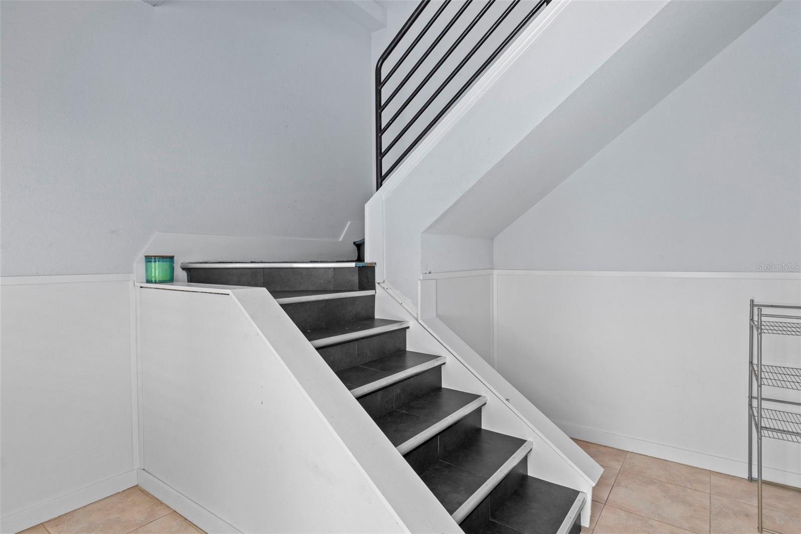 Image 7 of 35 For 8229 Gulf Way