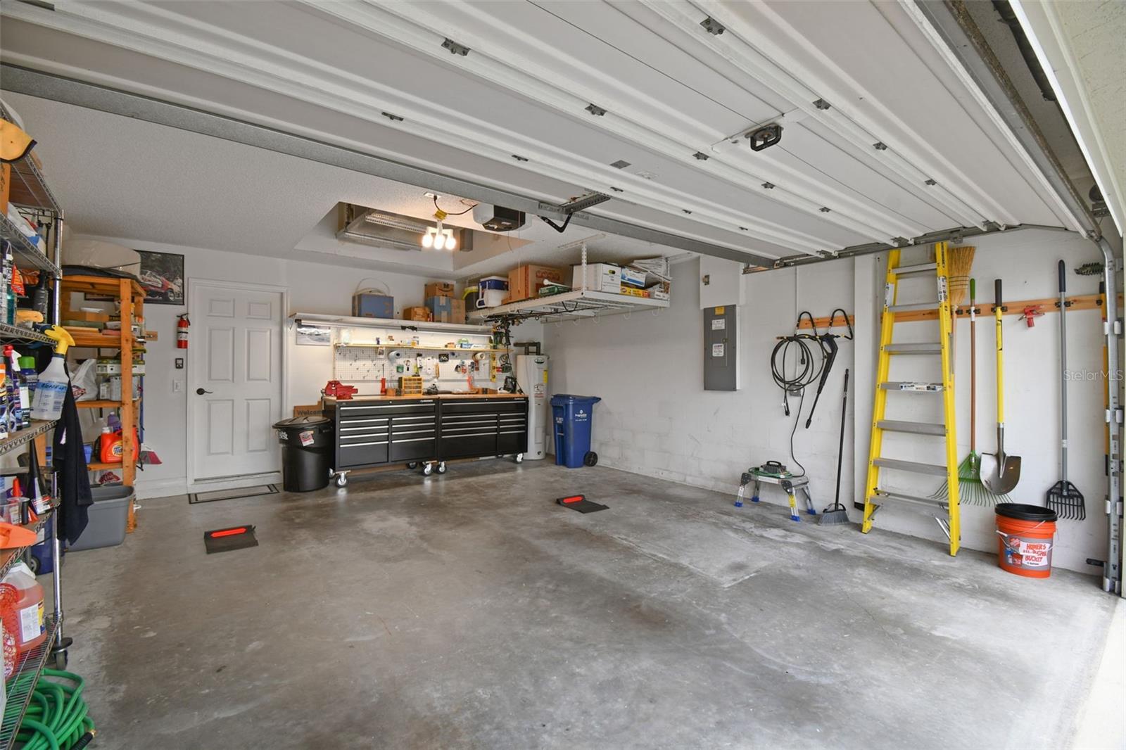 Image 36 of 63 For 11647 Wheatfield Loop