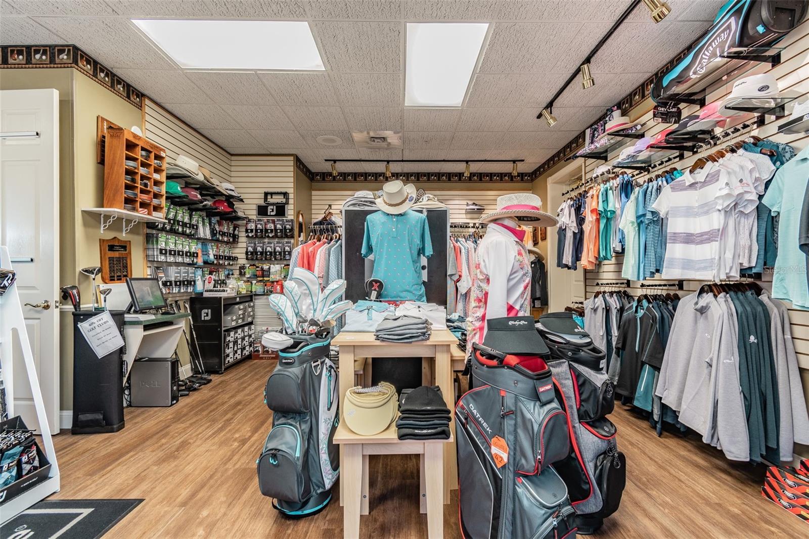 Image 50 of 63 For 11647 Wheatfield Loop