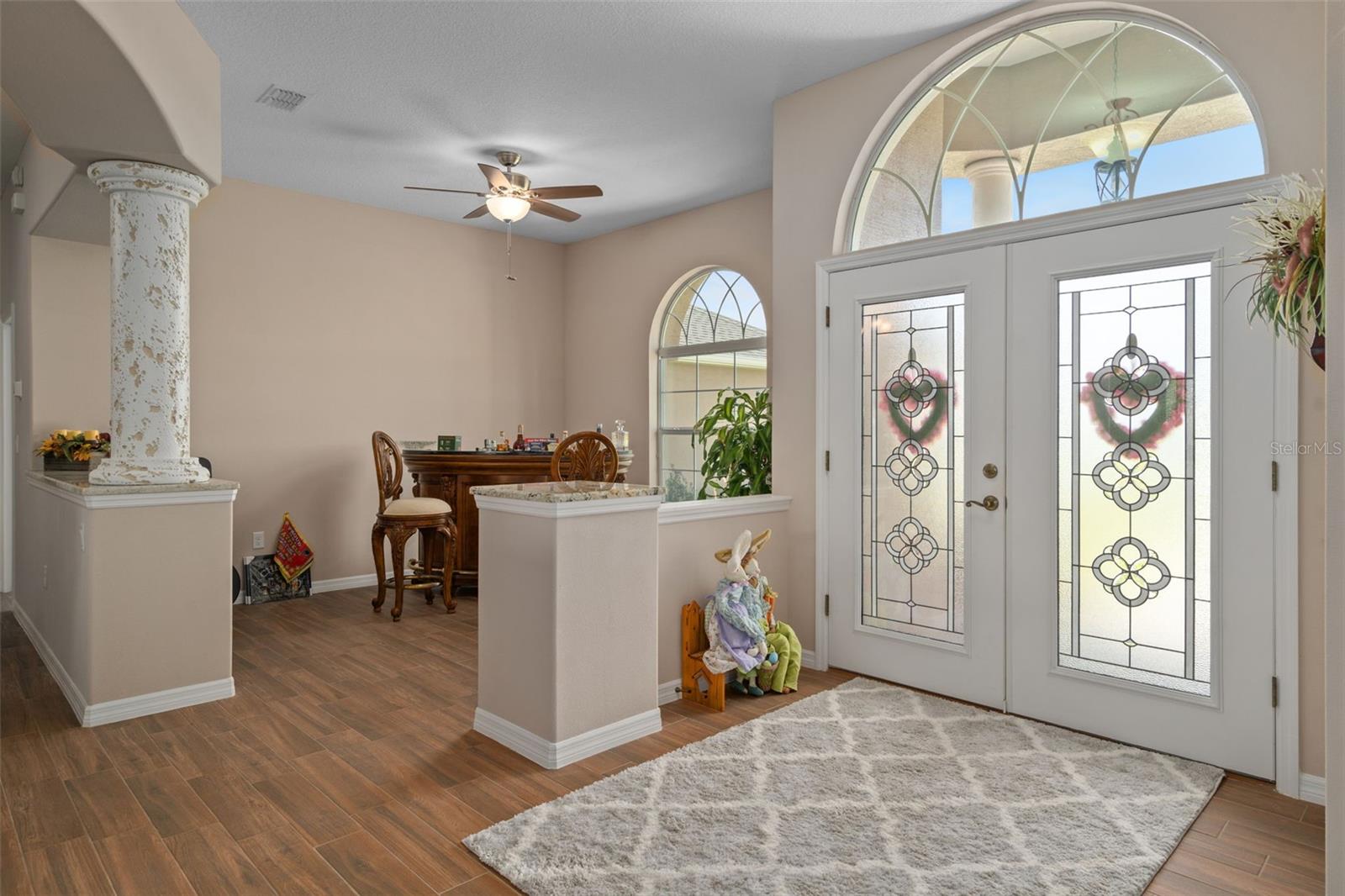 Listing photo id 10 for 11367 Brightstar Avenue