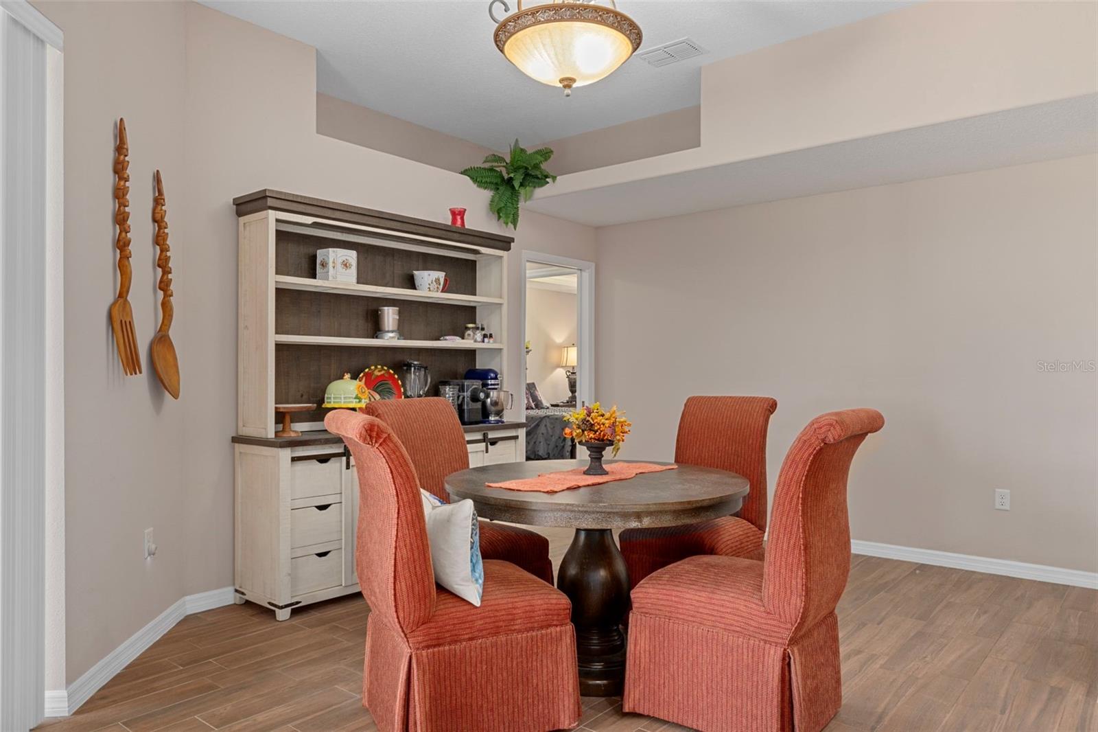 Listing photo id 25 for 11367 Brightstar Avenue