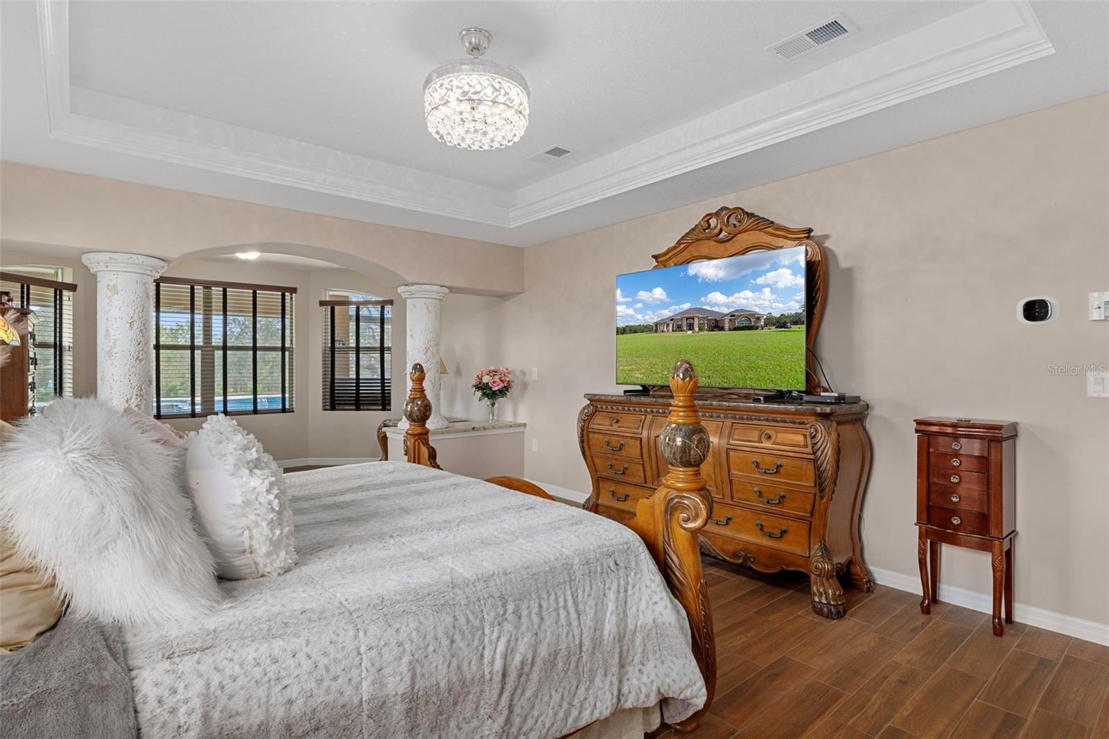 Listing photo id 28 for 11367 Brightstar Avenue