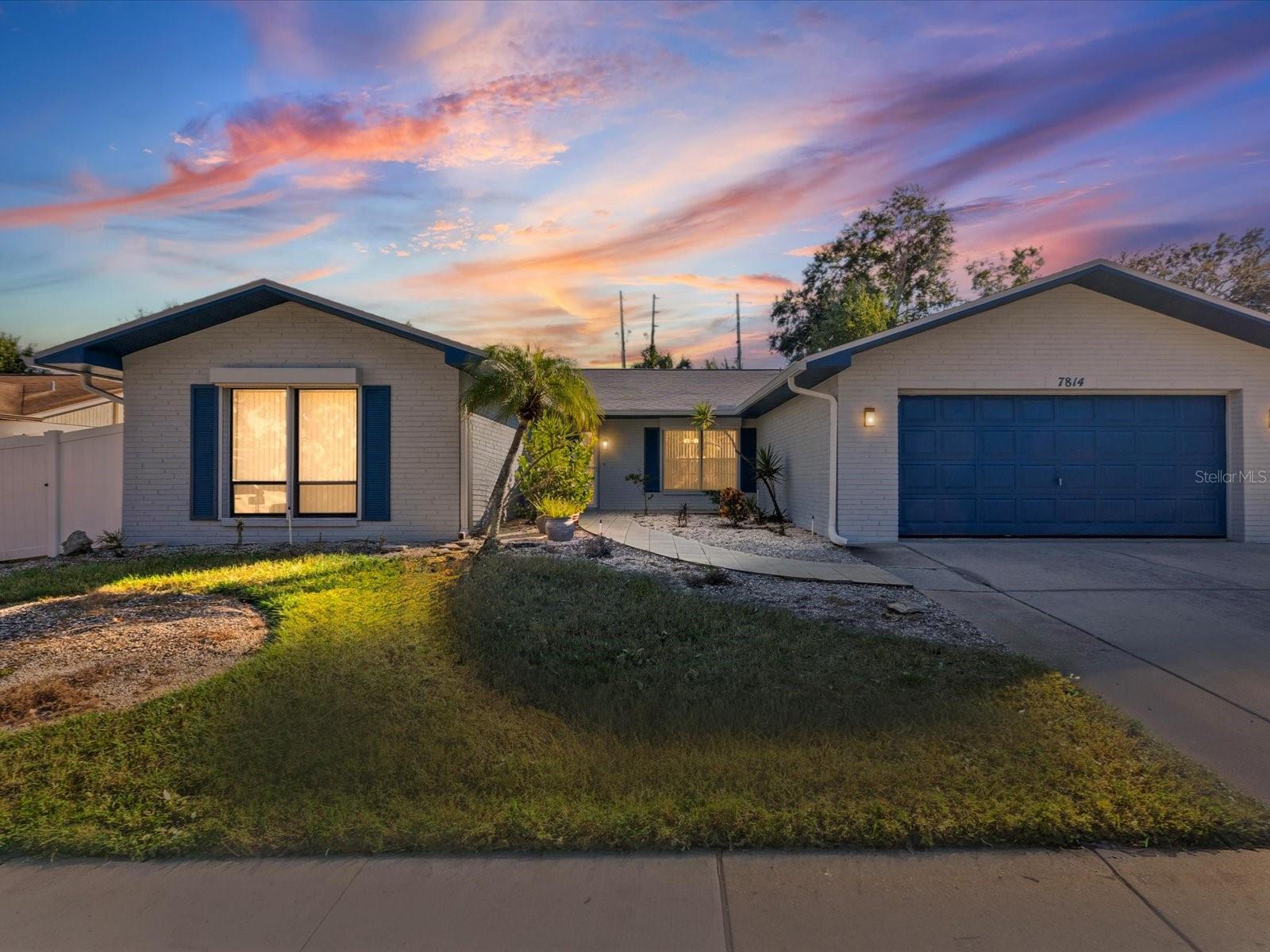 Listing photo id 0 for 7814 Bahama Avenue