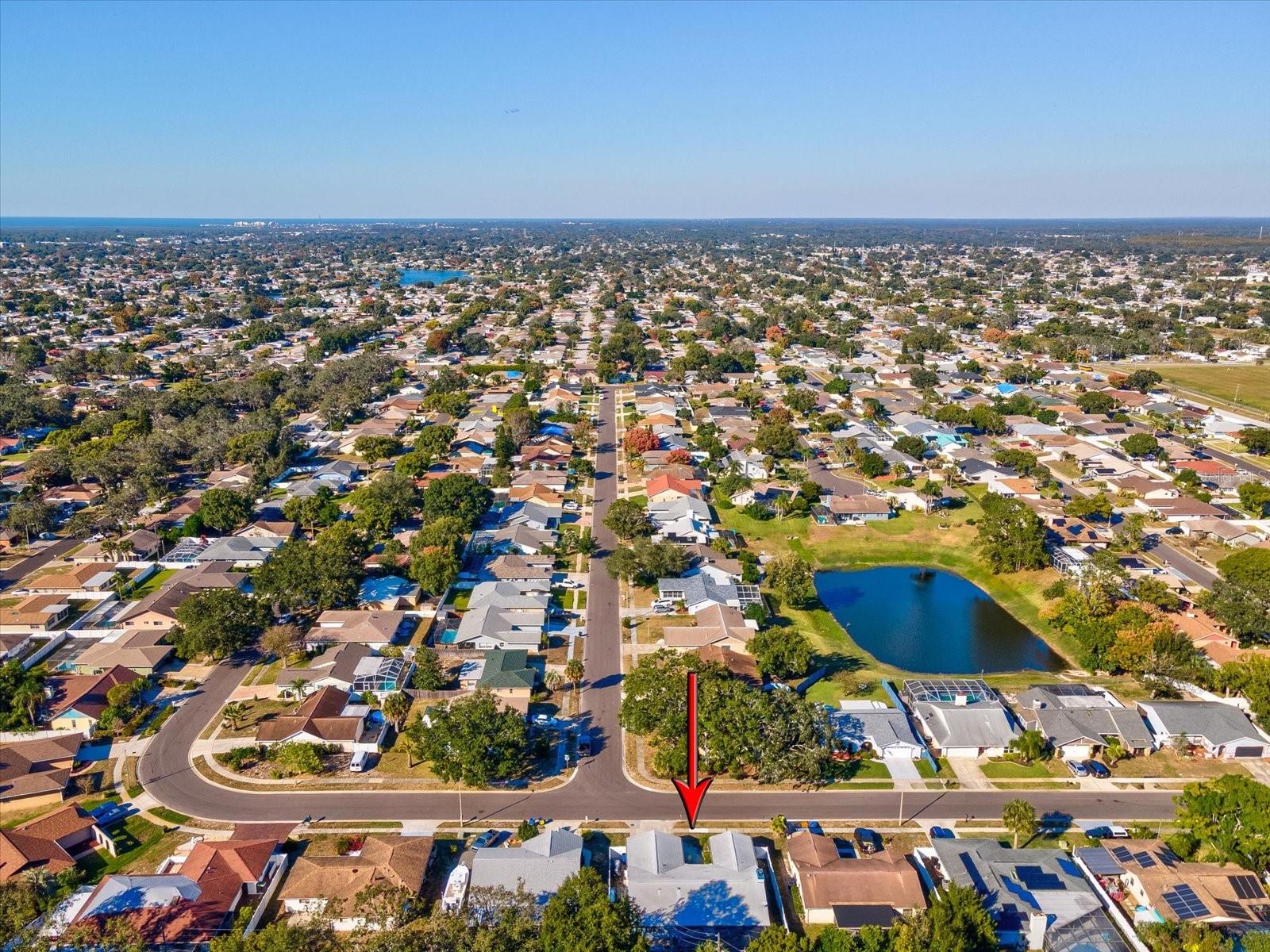 Listing photo id 42 for 7814 Bahama Avenue