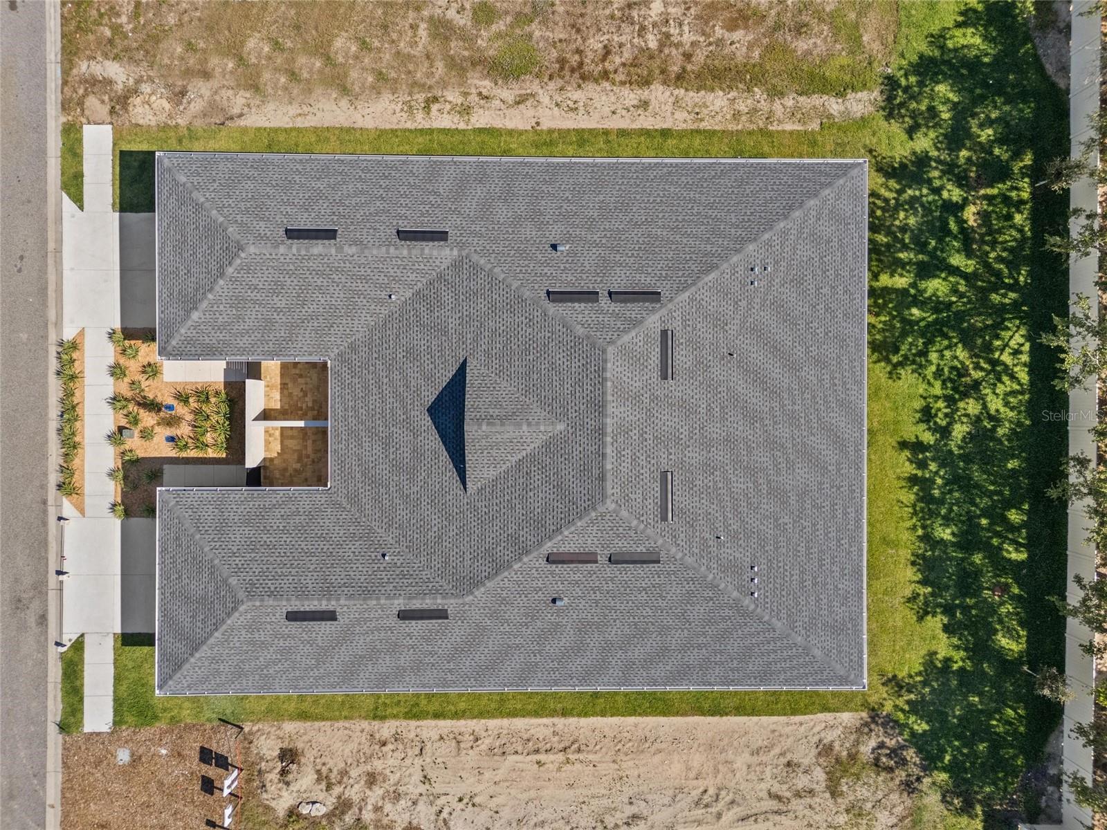 Image 37 of 43 For 199 Live Oak Street