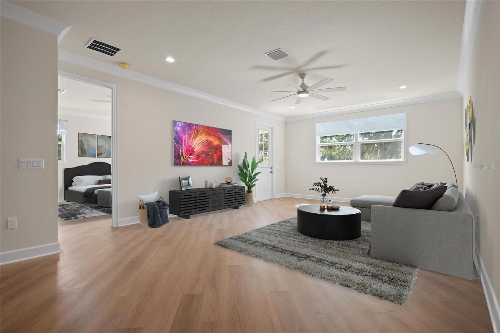 Image 7 of 43 For 199 Live Oak Street